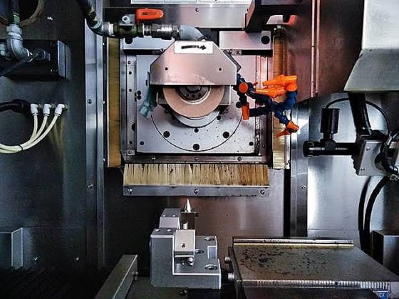 2010 岡本工作 UPZ210LiⅡ