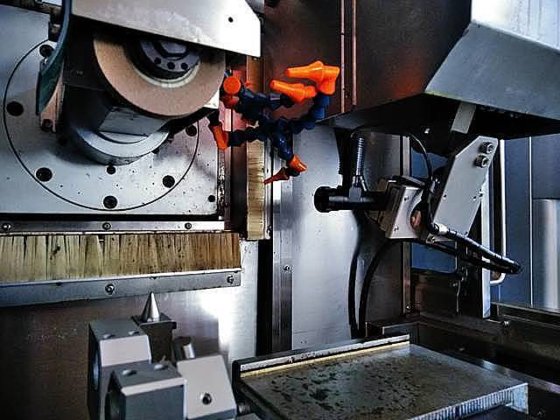 2010 岡本工作 UPZ210LiⅡ