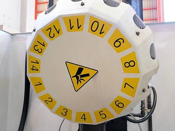 2001 ファナック α-T14iBL