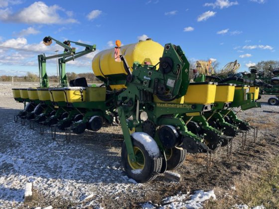 2003 John Deere 1770NT