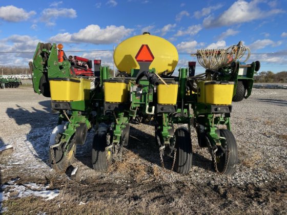 2003 John Deere 1770NT