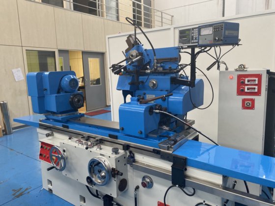DANOBAT 800 RP Grinding Machine