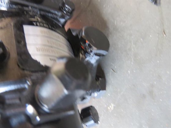 Einspritzpomp - FORD BAGGERLADER