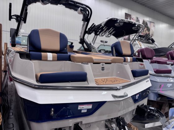 2026 Mastercraft XT23