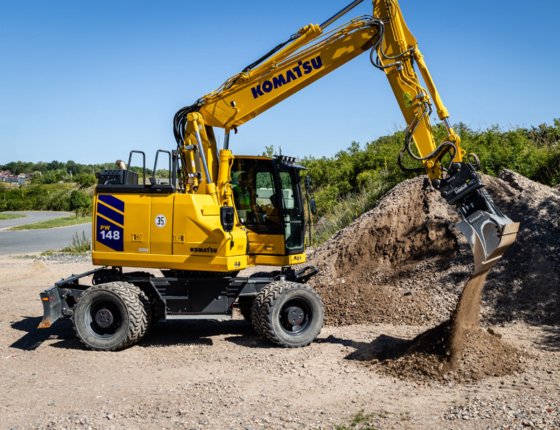 Komatsu PW148-11