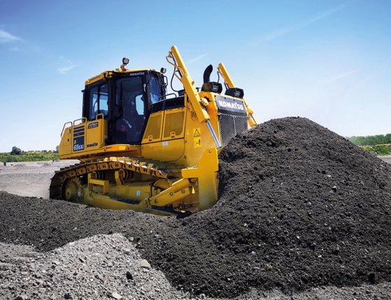 Komatsu D65EXi/PXi-18