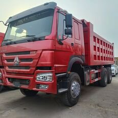 新型HOWOダンプトラック