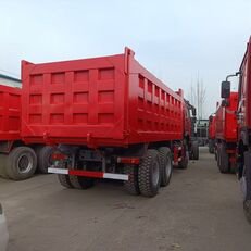 新型HOWOダンプトラック