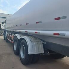 ハウオ燃料トラック