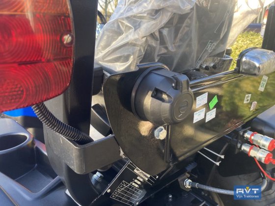 Solis 26 HST前置式装载机