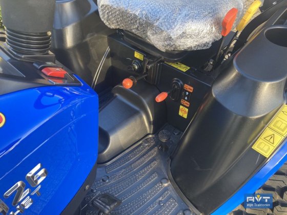 Solis 26 HST前置式装载机