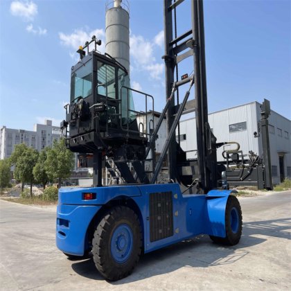 ECH80E Electric Empty Container Handler