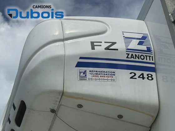 2018 Freightliner M2-106