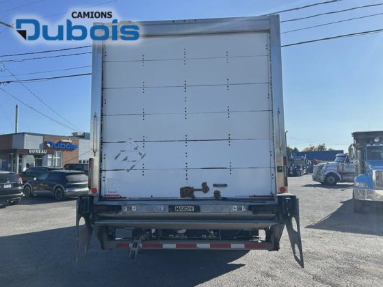 2018 Freightliner M2 106