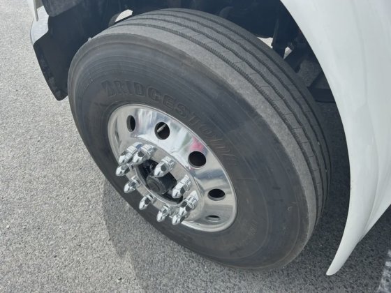 2019 Freightliner M2-106