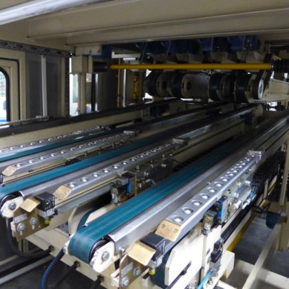 ミュラーワインガルテン ストリップストレートマシン