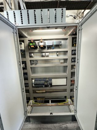 2016 FAGOR LE4-2000-5000-2500 双柱拉伸压力机 -