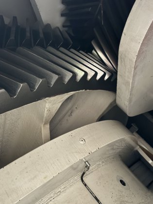 2016 ファゴールLE4-2000-5000-2500 ダブルコラム絞りプレス - メカニカル