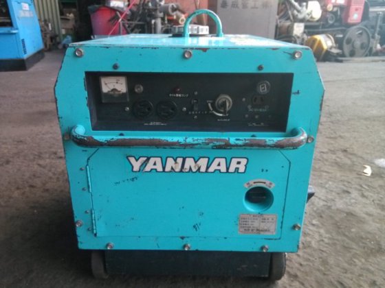 【供參考】YANMAR 洋馬 YSG2500SS 《防音型》四行程汽油引擎發電機