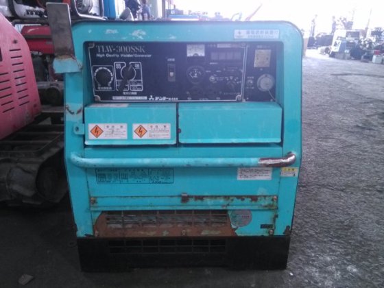 這台機子是這樣整理出來的、全機拆除整理、重新組裝完成、焊接出力整體測試。