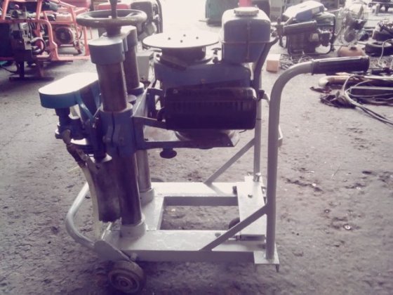 ROBIN 富士重工 EC10 銑孔機