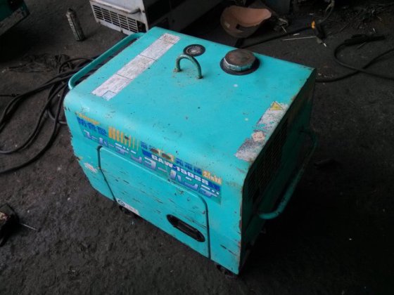 在高雄鳳山的林老闆，經由其它客戶的介紹而找到了我們。