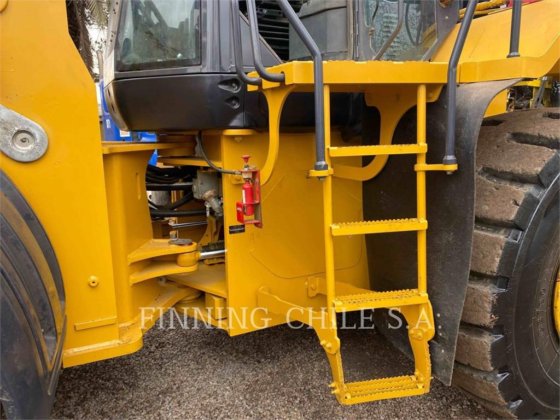 2019 John Deere 744K-II