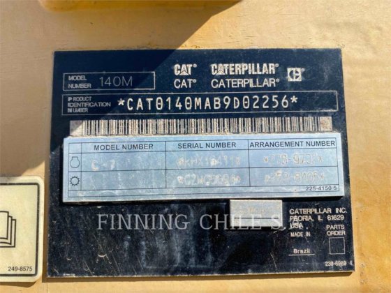 2011 CAT 140M