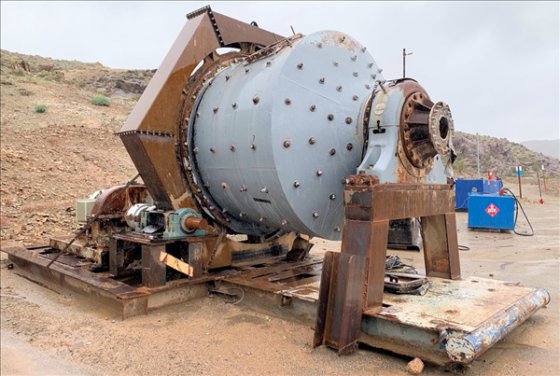 HARDINGE 6' x 9' (1.83m x 2.7m) Conical Ball Mill, 200 HP (149 kW) in