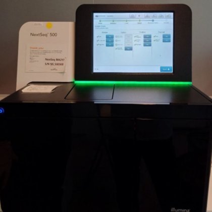 イルミナNextSeq 500