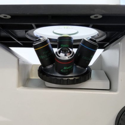 モティック AE2000