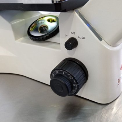 モティック AE2000