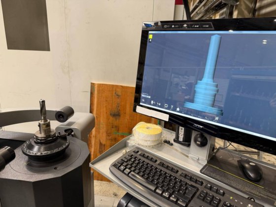 2014 ZOLLER Venturion 810C3