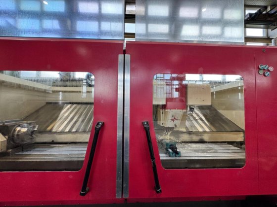 2000 HEDELIUS CB 70 -