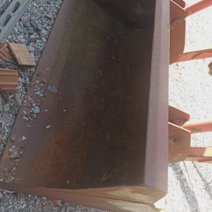 pala frontale per trattore