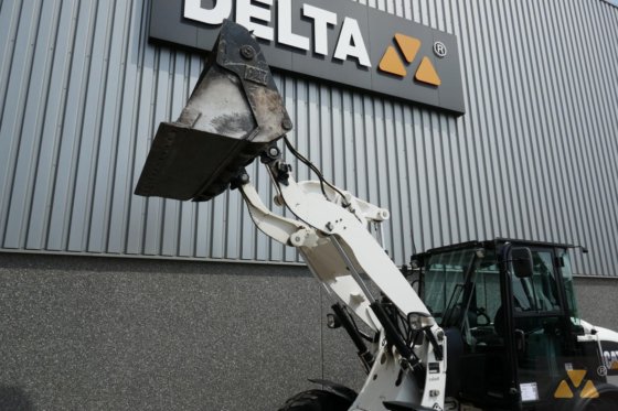 2016 Caterpillar 906M