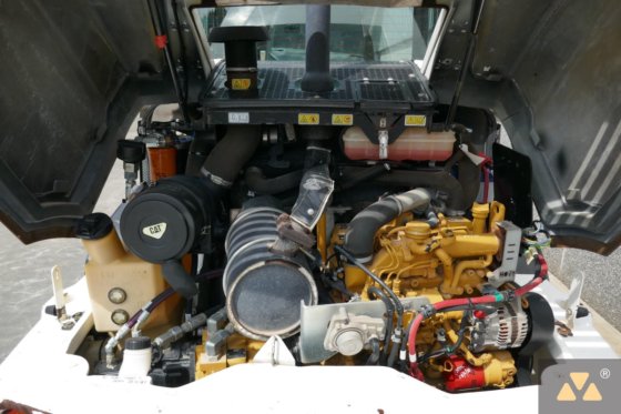 2016 Caterpillar 906M