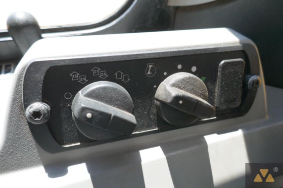 2012 Caterpillar D7E LGP