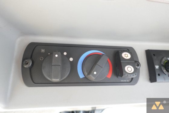 2012 Caterpillar D7E LGP