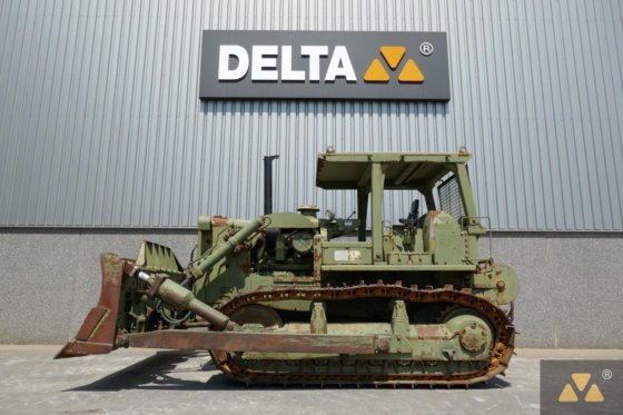 1999 Caterpillar D7F Ex-army in Deurne, North Brabant, Netherlands