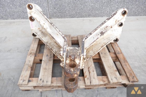 Caterpillar D8K Drawbar