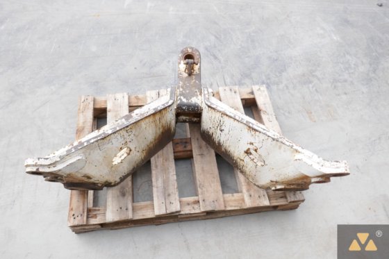 Caterpillar D8K Drawbar