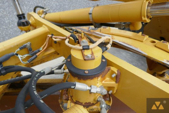 2015 Caterpillar 140M2