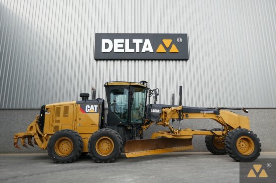 2011 Caterpillar 140M2