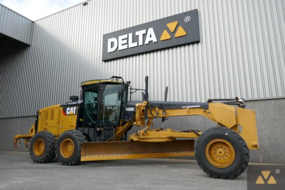 2011 Caterpillar 140M2