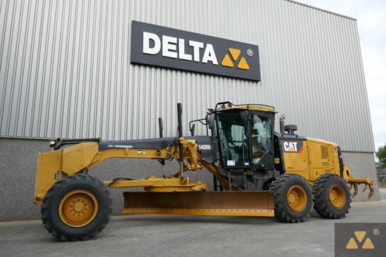 2011 Caterpillar 140M2