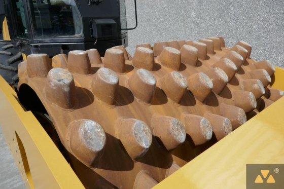 2009 Caterpillar CP76