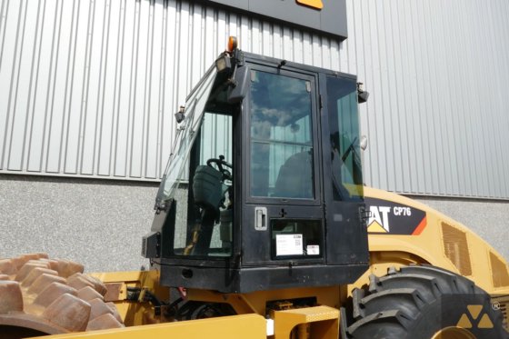 2009 Caterpillar CP76
