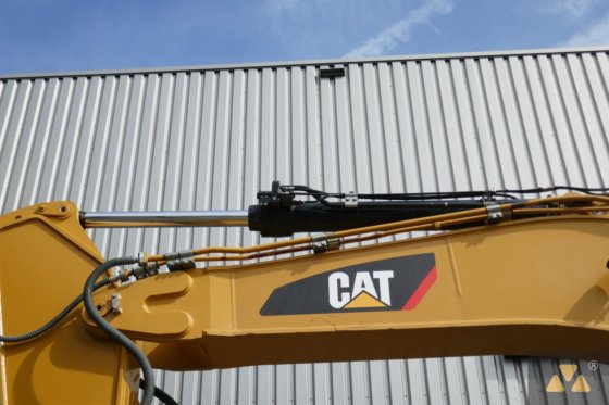 2015 Caterpillar 352F