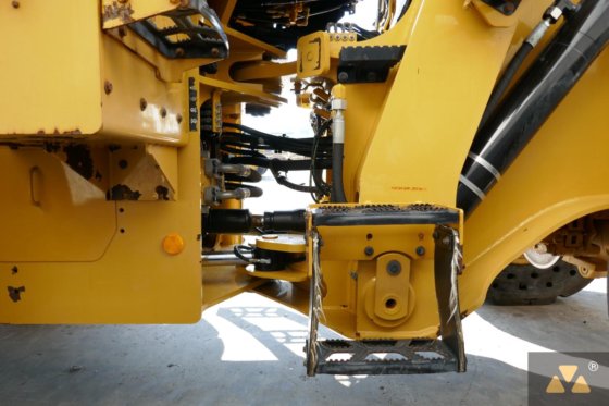 2017 Caterpillar 938M